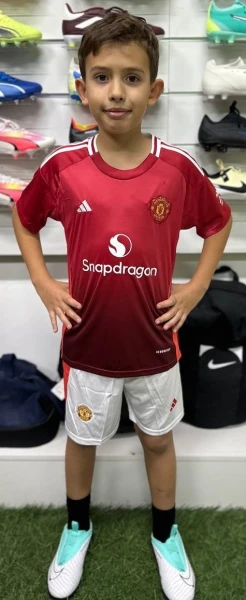 Футбольная форма детская Манчестер Юнайтед (Manchester United) 2024-2025 домашняя красно-белая F0024