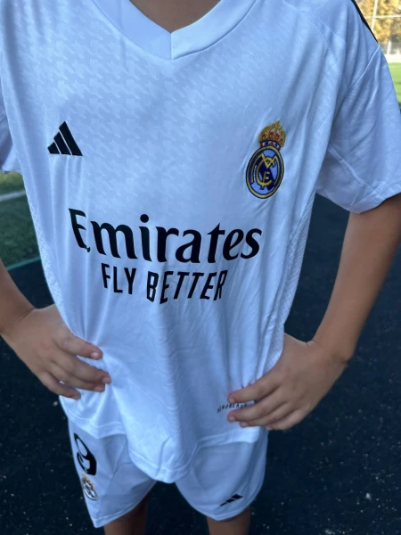 Футбольна форма дитяча Реал Мадрид (Real Madrid) Mbappe 9 2024-2025 домашня біло-чорна F0033