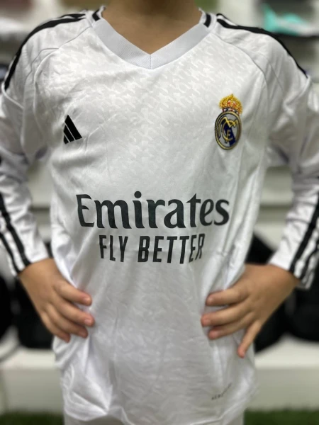 Футбольна форма з довгим рукавом дитяча Реал Мадрид (Real Madrid) 2024-2025 домашня біло-чорна F0036