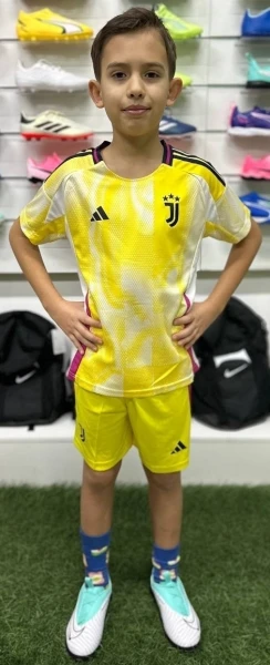 Футбольна форма дитяча Ювентус (Juventus) 2024-2025 виїзна жовто-біла F0040