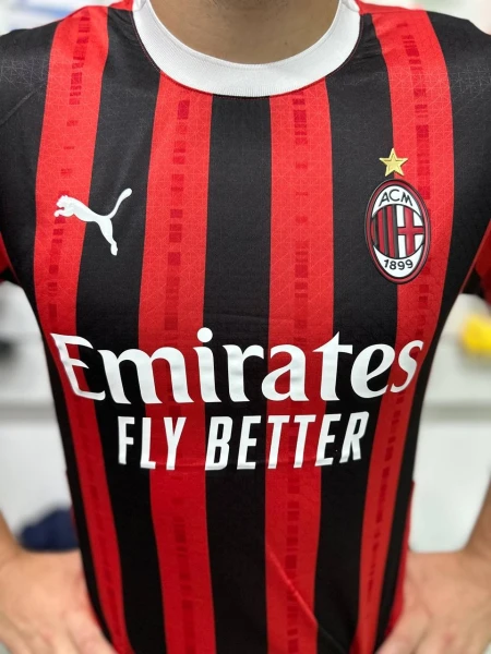 Футболка Мілан (Milan) 2024-2025 домашня червоно-чорно-біла F0057
