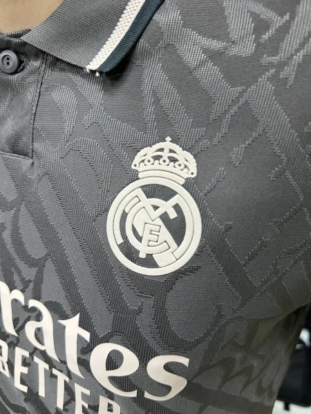 Футболка Реал Мадрид (Real Madrid) 2024-2025 резервна сіро-чорно-біла F0060