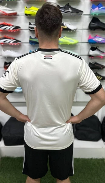 Футбольная форма Манчестер Юнайтед (Manchester United) 2024-2025 резервная бело-черно-красная F0082