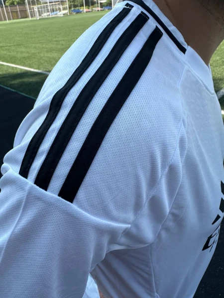 Футбольна форма Реал Мадрид (Real Madrid) 2024-2025 домашня біло-чорна F0087