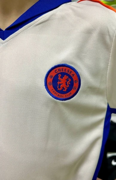 Футбольная форма детская Челси (Chelsea) 2024/2025 выездная бежево-сине-оранжевая F0121