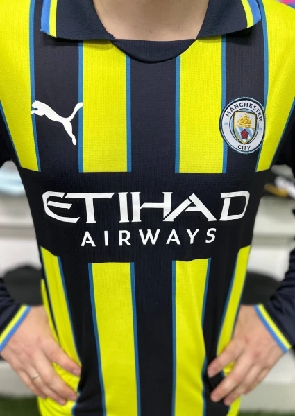 Футбольна форма з довгим рукавом Манчестер Сіті (Manchester City) 2024/2025 виїзна чорно-жовто-блакитна F0122