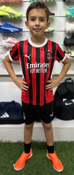 Футбольная форма детская Милан (Milan) 2024-2025 домашняя красно-черная F0129