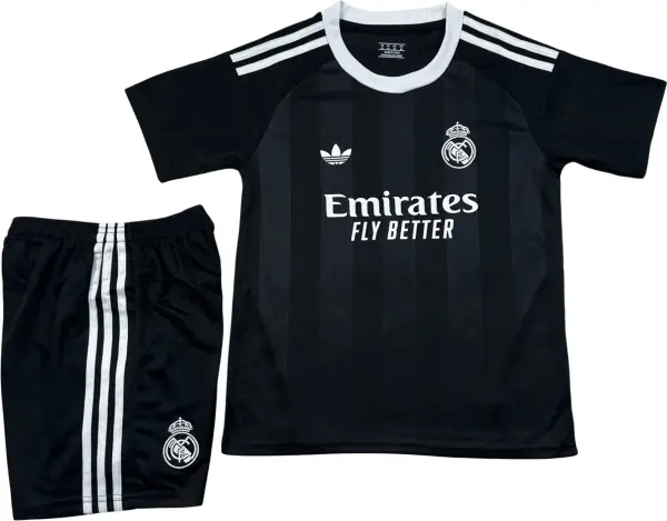 Футбольная форма Реал Мадрид (Real Madrid) 2025-2026 тренировочная черная F0266