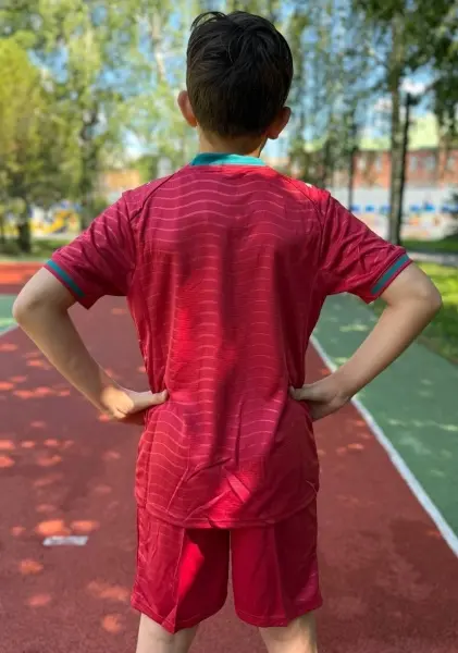 Футбольна форма дитяча збірної Португалії 2026 Чемпіонат світу домашня червоно-зелена F0541