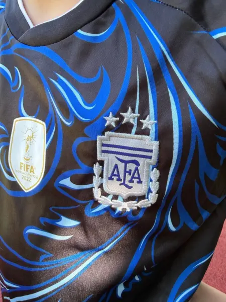Футбольна форма дитяча збірної Аргентини 2026 Чемпіонат світу виїзна темно-синьо-синьо-блакитна F0590