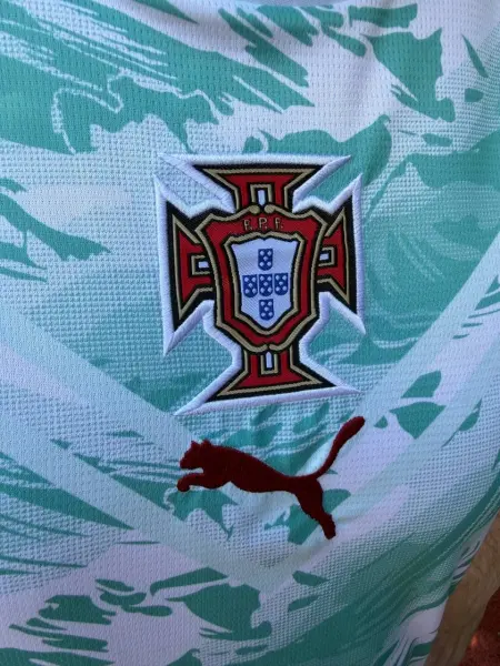 Футбольна форма збірної Португалії 2026 Чемпіонат світу виїзна бірюзово-біла F0601
