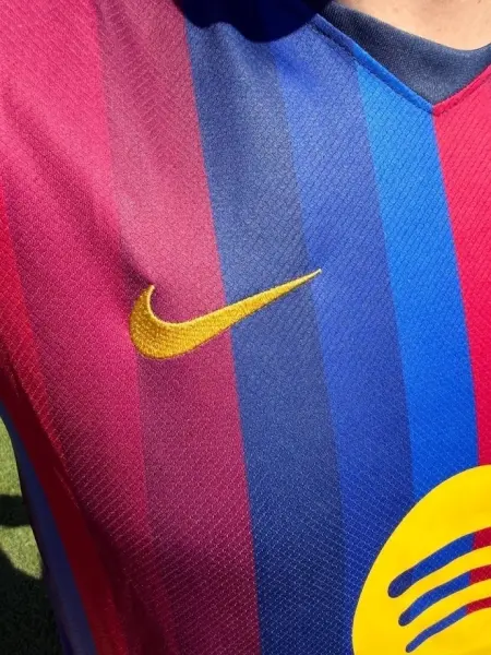 Футбольна форма Барселона (Barcelona) 2026-2027 домашня синьо-червона F0656