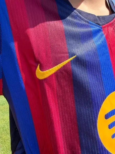 Футбольная форма детская Барселона (Barcelona) 2026-2027 домашняя сине-красная F0637