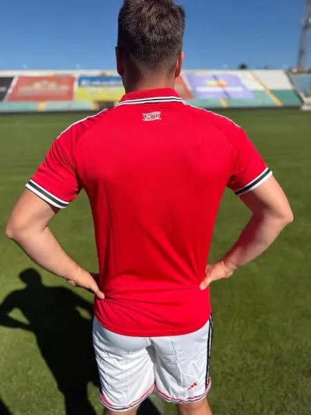 Футбольная форма Манчестер Юнайтед (Manchester United) 2026-2027 домашняя красно-белая F0659