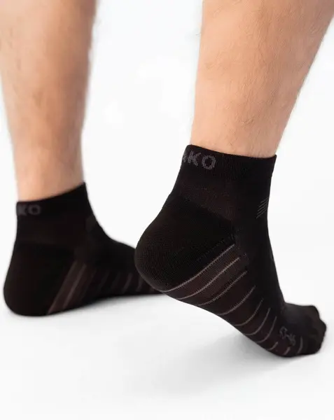 Носки беговые Jako COMFORT черные 3949-800