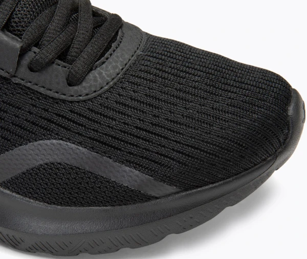 Кросівки бігові Joma SODIO чорні RSODIW2421