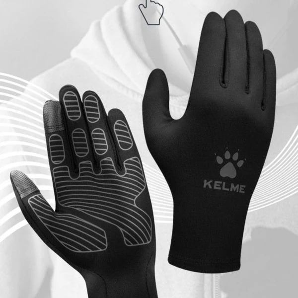 Перчатки зимние для сенсорных экранов Kelme черно-серые 8161ST5002.9015