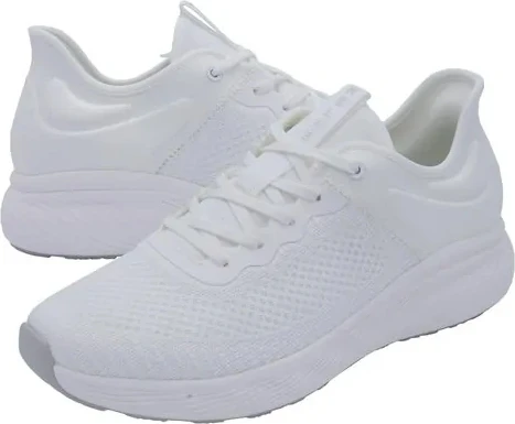 Кроссовки Kelme белые 8333YX5172.9100