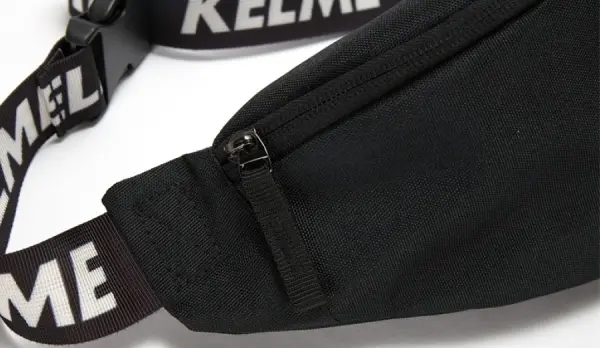 Сумка на пояс Kelme черная 8201BB5002.9000