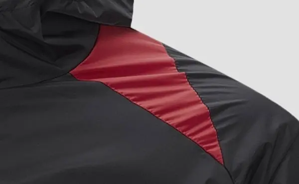 Ветровка Kelme черно-красная 8461WT1130.9000