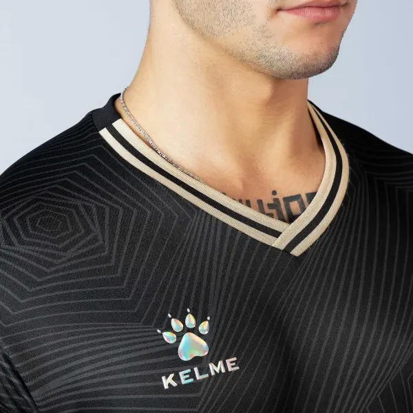 Комплект футбольної форми Kelme AVILA чорний 8451ZB1248.9000