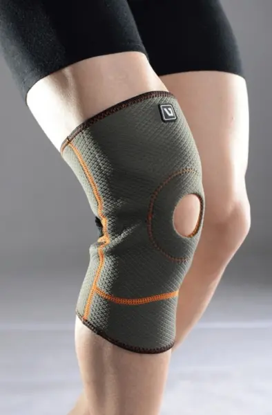 Фіксатор коліна LiveUp KNEE SUPPORT сіро-чорно-помаранчевий S/M LS5636-SM