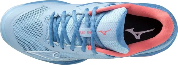 Кроссовки теннисные женские Mizuno WAVE EXCEED LIGHT CC голубо-коралловые 61GC2221-21