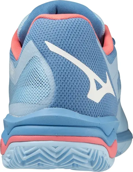 Кроссовки теннисные женские Mizuno WAVE EXCEED LIGHT CC голубо-коралловые 61GC2221-21