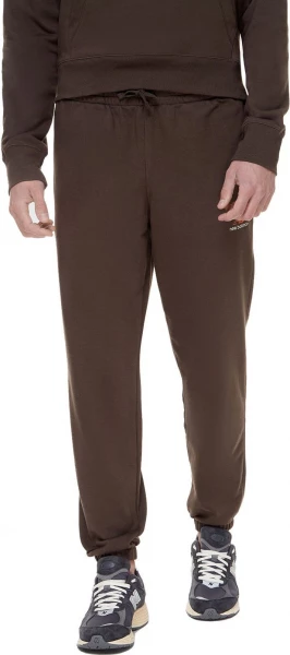 Спортивные штаны New Balance Essentials uni коричневые UP21500RHE