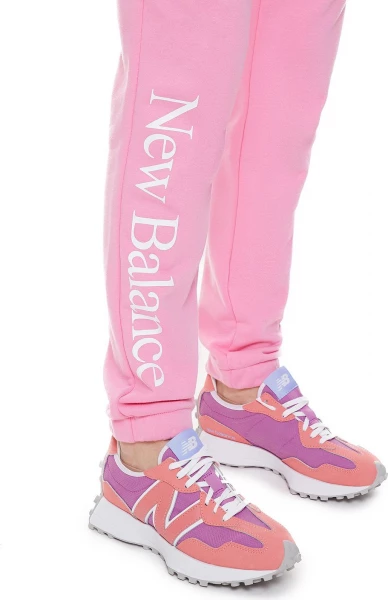 Спортивные штаны женские New Balance Essentials Celebrate розовые WP21508VPK
