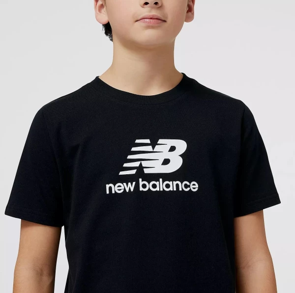 Футболка підліткова New Balance ESSENTIALS STACKED LOGO JERSEY чорна YT31541BK