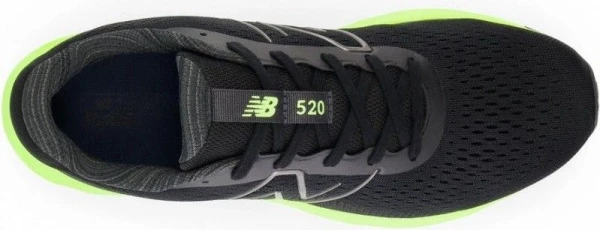 Кросівки бігові New Balance 520 чорні M520BG8