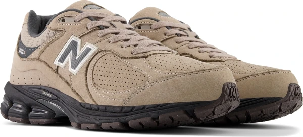 Кроссовки New Balance 2002R светло-коричневые M2002REG