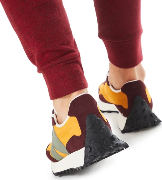 Кроссовки New Balance 327 оранжево-коричнево-оливковые MS327LY1