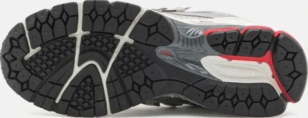 Кроссовки New Balance 1906R серо-красные M1906RZR