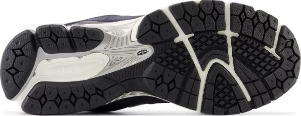 Кросівки New Balance 2002R темно-синьо-сірі M2002RSF