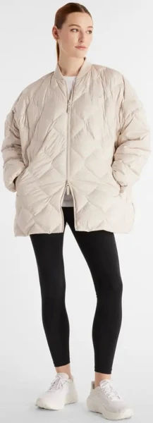 Куртка жіноча New Balance PINNACLE BOMBER бежева WJ43503MBM