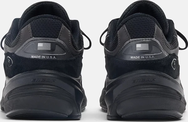 Кросівки New Balance 990 V6 чорні U990BB6