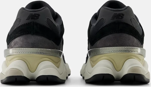 Кроссовки New Balance 9060 черно-темно-серые U9060BLC