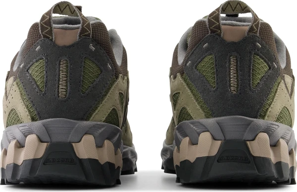 Кроссовки New Balance 610 оливковые ML610TM