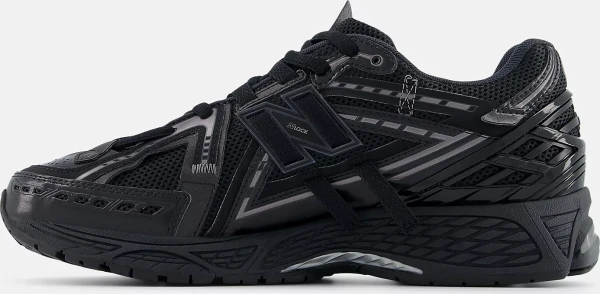 Кросівки New Balance 1906A чорні M1906AF