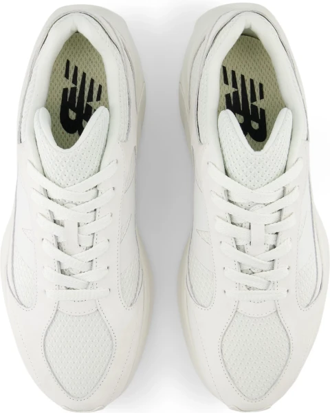 Кроссовки беговые New Balance WRPD RUNNER молочные UWRPDCCF