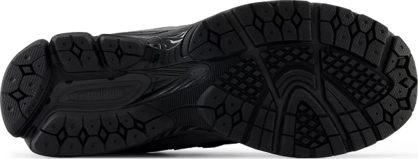 Кросівки New Balance 2002R чорно-сірі M2002RBL
