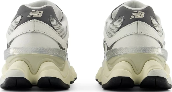 Кросівки New Balance 9060 молочно-сірі U9060AGA
