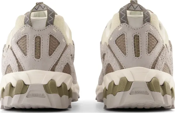 Кросівки New Balance 610 бежево-коричневі ML610TE
