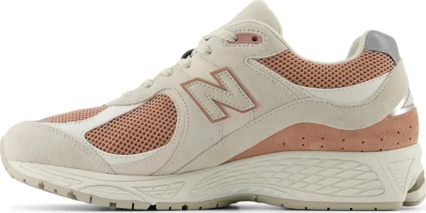 Кросівки New Balance 2002R бежево-персикові U2002RNB