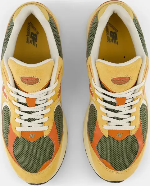 Кроссовки New Balance 2002R желто-оранжево-темно-зеленые U2002RPB