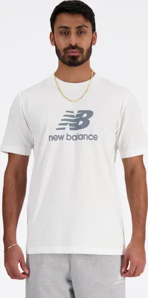 Футболка New Balance SPORT ESSENTIALS LOGO белая MT41502WT