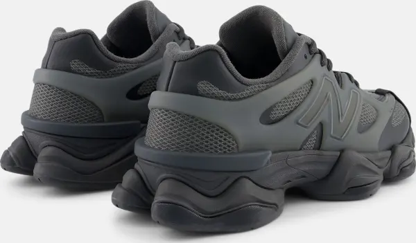 Кросівки New Balance 9060 темно-сірі U9060IAA