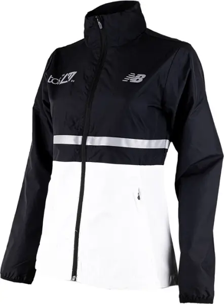 Вітровка для бігу жіноча New Balance LONDON EDITION MARATHON JACKET чорно-біла WJ31201D